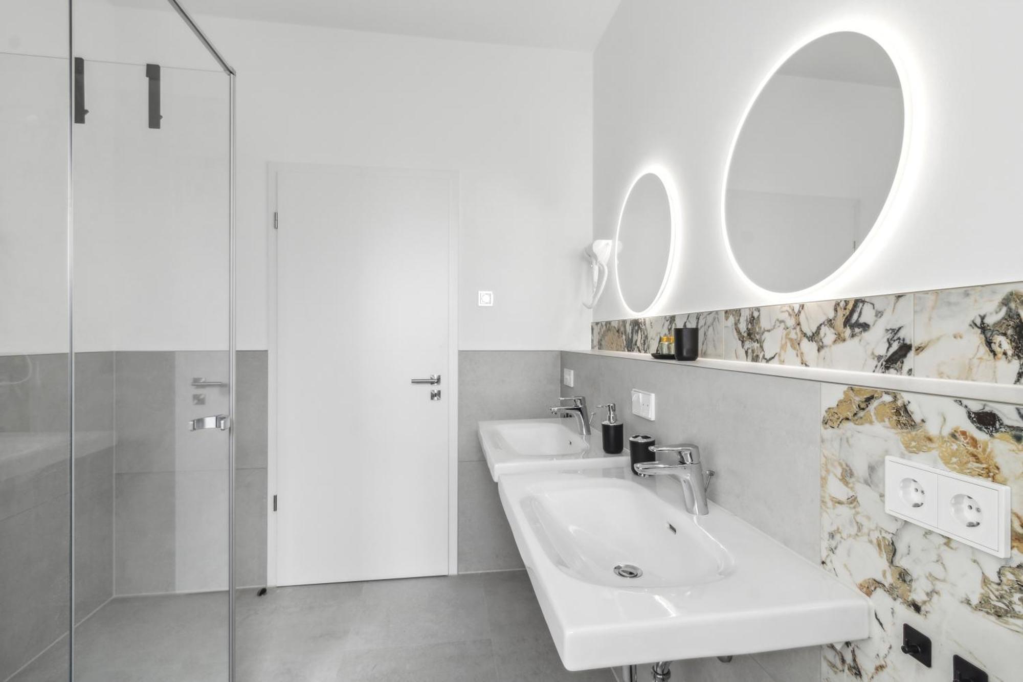 Suite4Me - Moderne Apartments I Kueche I Balkon I Waschmaschine Dietzenbach Exterior photo